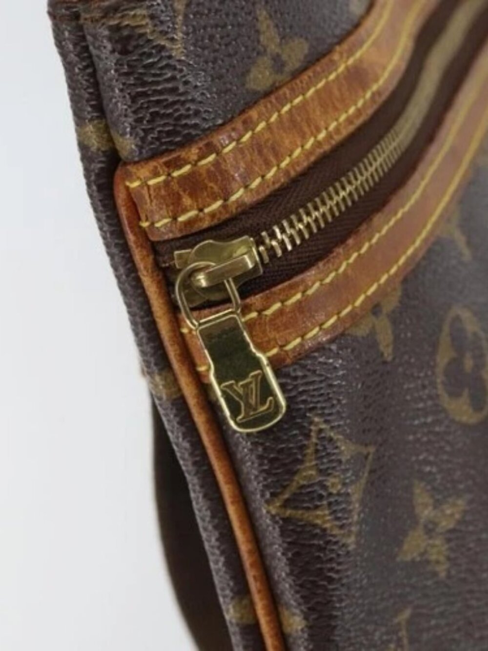 LOUIS VUITTON Monogram Pochette Bosphore Shoulder Bag M40044 LV Auth 166163 - Picture 12 of 16